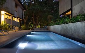 D'Palm Villas